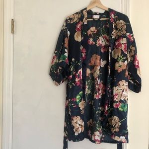NWT Floral Robe